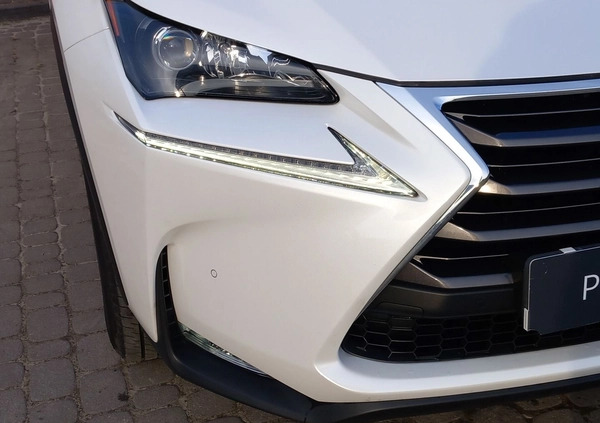 Lexus NX cena 124900 przebieg: 91755, rok produkcji 2017 z Nowe Miasto Lubawskie małe 466